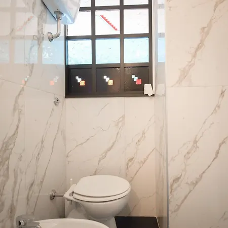 B Live By Ghor Apartman *